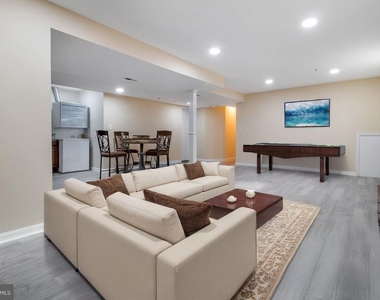 7602 Mezmer Lane - Photo Thumbnail 23