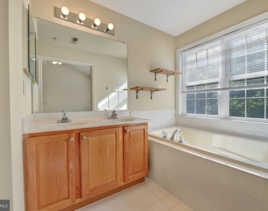 5428 Marshalls Choice Drive - Photo Thumbnail 11
