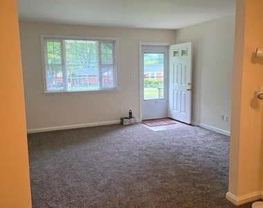 4700 Red Fox Road - Photo Thumbnail 3