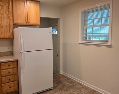 4700 Red Fox Road - Photo Thumbnail 5