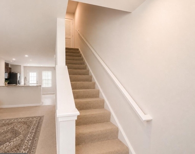 9827 Posterity Ln - Photo Thumbnail 8