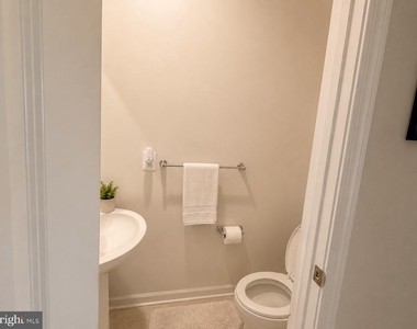 9827 Posterity Ln - Photo Thumbnail 7