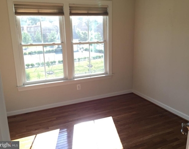 542 Rudbeckia Place - Photo Thumbnail 8