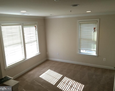 542 Rudbeckia Place - Photo Thumbnail 14