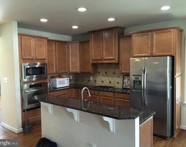542 Rudbeckia Place - Photo Thumbnail 4