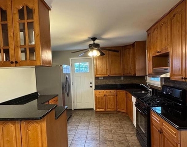 12324 Tampico Way - Photo Thumbnail 6