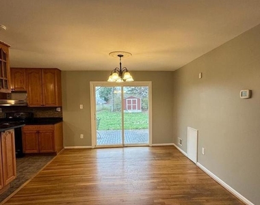 12324 Tampico Way - Photo Thumbnail 5