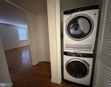 2207 Washington Avenue - Photo Thumbnail 12
