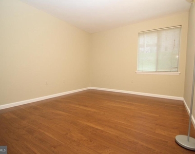 14430 Parkvale Road - Photo Thumbnail 12