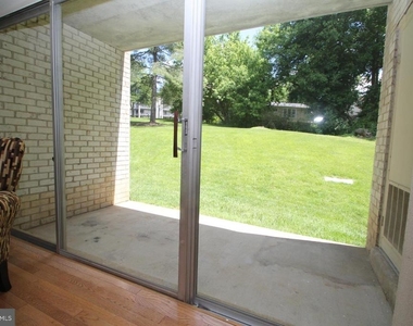 14430 Parkvale Road - Photo Thumbnail 6