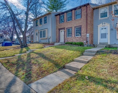 9220 Pinenut Court - Photo Thumbnail 2