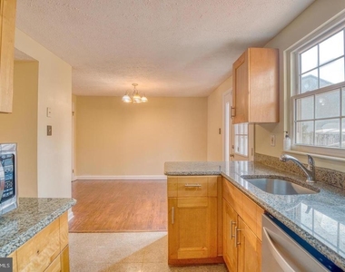 9220 Pinenut Court - Photo Thumbnail 9
