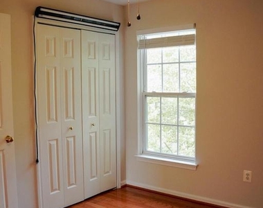 9013 Melody Drive - Photo Thumbnail 9