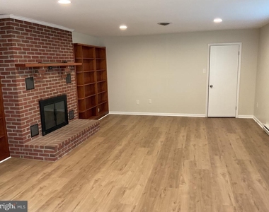 5124 Cap Stine Road - Photo Thumbnail 2