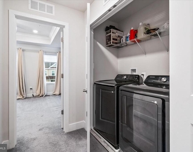 1309 Crampton Place - Photo Thumbnail 17