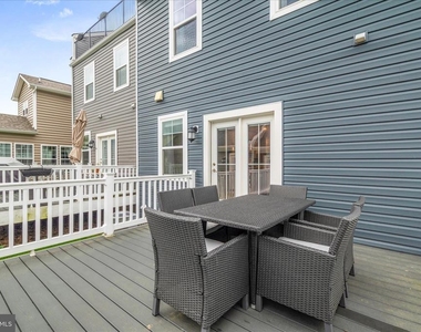 1309 Crampton Place - Photo Thumbnail 34