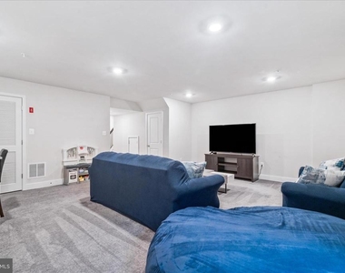 1309 Crampton Place - Photo Thumbnail 28