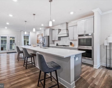 1309 Crampton Place - Photo Thumbnail 6