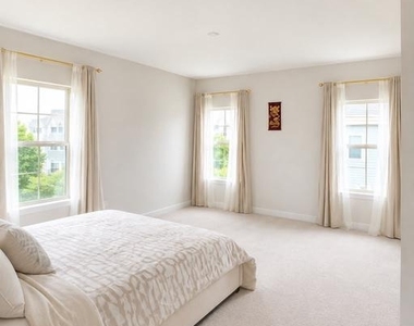 6131 Aster View Lane - Photo Thumbnail 6