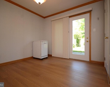 7316 E Springbrook Court - Photo Thumbnail 7