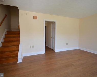 7316 E Springbrook Court - Photo Thumbnail 13
