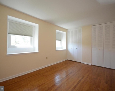 7316 E Springbrook Court - Photo Thumbnail 16