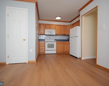 7316 E Springbrook Court - Photo Thumbnail 6
