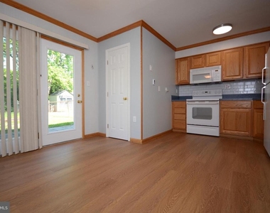 7316 E Springbrook Court - Photo Thumbnail 4