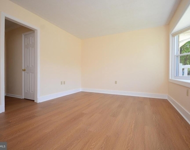 7316 E Springbrook Court - Photo Thumbnail 9