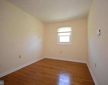 7316 E Springbrook Court - Photo Thumbnail 19
