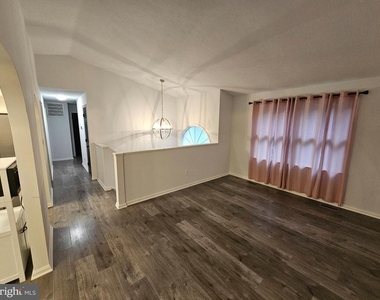 730 Ox Bow Lane - Photo Thumbnail 1