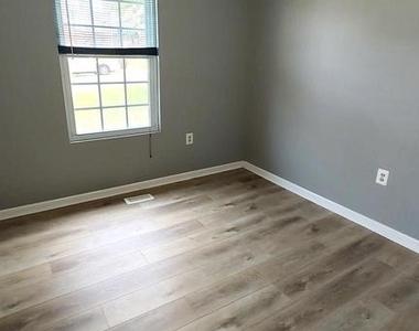 8027 Shore Road - Photo Thumbnail 17