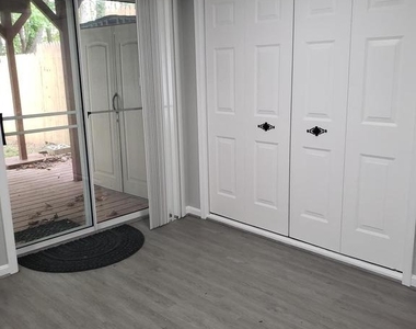 63 Windersal Lane - Photo Thumbnail 40
