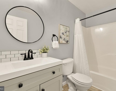 1831 Clarke Boulevard - Photo Thumbnail 33