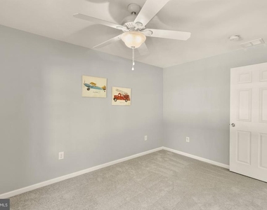 1831 Clarke Boulevard - Photo Thumbnail 19