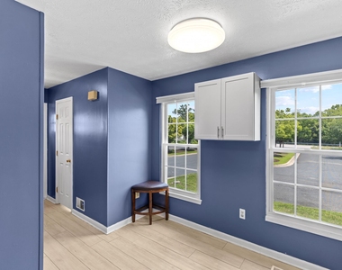 5411 Castlestone Drive - Photo Thumbnail 9