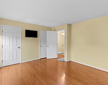 5411 Castlestone Drive - Photo Thumbnail 21