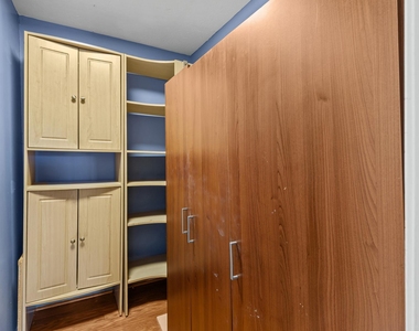 5411 Castlestone Drive - Photo Thumbnail 27