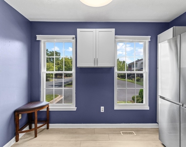 5411 Castlestone Drive - Photo Thumbnail 8