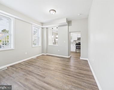 300 W Chesapeake Avenue - Photo Thumbnail 10