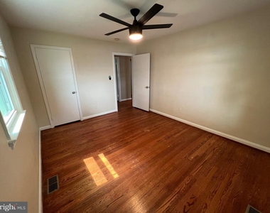 504 Walnut Drive - Photo Thumbnail 19