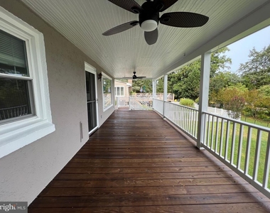 504 Walnut Drive - Photo Thumbnail 2