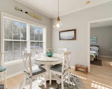 4302 Sandpiper Drive - Photo Thumbnail 2