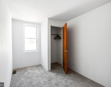 613 N Scott Street - Photo Thumbnail 13