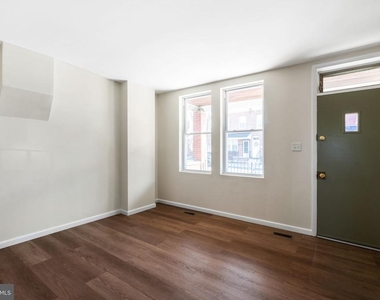 613 N Scott Street - Photo Thumbnail 2