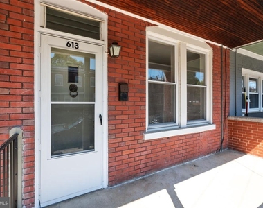 613 N Scott Street - Photo Thumbnail 1