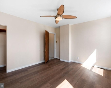 613 N Scott Street - Photo Thumbnail 8