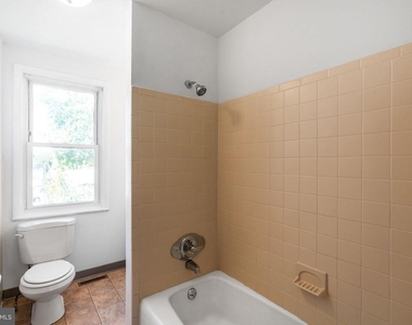 613 N Scott Street - Photo Thumbnail 9