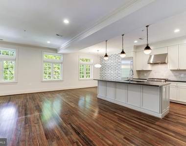 1848 Biltmore Street Nw - Photo Thumbnail 2