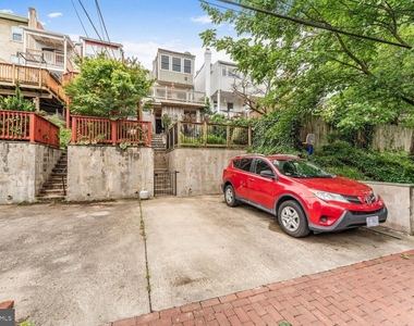 1871 Newton Street Nw - Photo Thumbnail 28